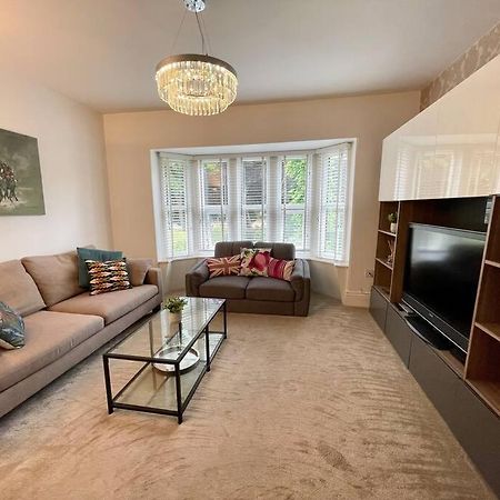 Modern 2 Bed Flat W Parking, Dog Friendly, Central بورنماوث المظهر الخارجي الصورة